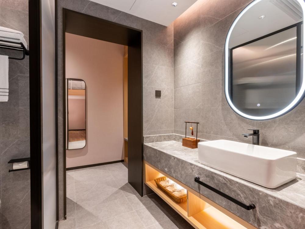 Yunju Hotel Beijing Yonghe Palace Guijie Siheyuan Luaran gambar